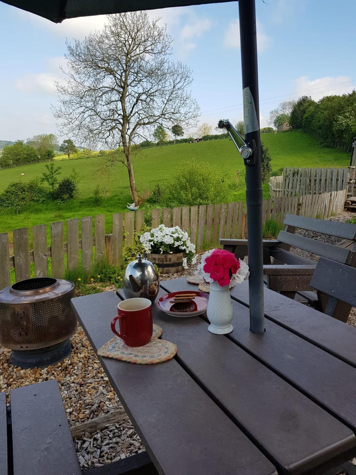 Foxglove Accommodation Крейвън Армс Екстериор снимка